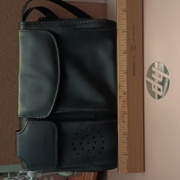 Faux leather black 2 zipper 2 pocket unisex organizer - Picture 8 of 9